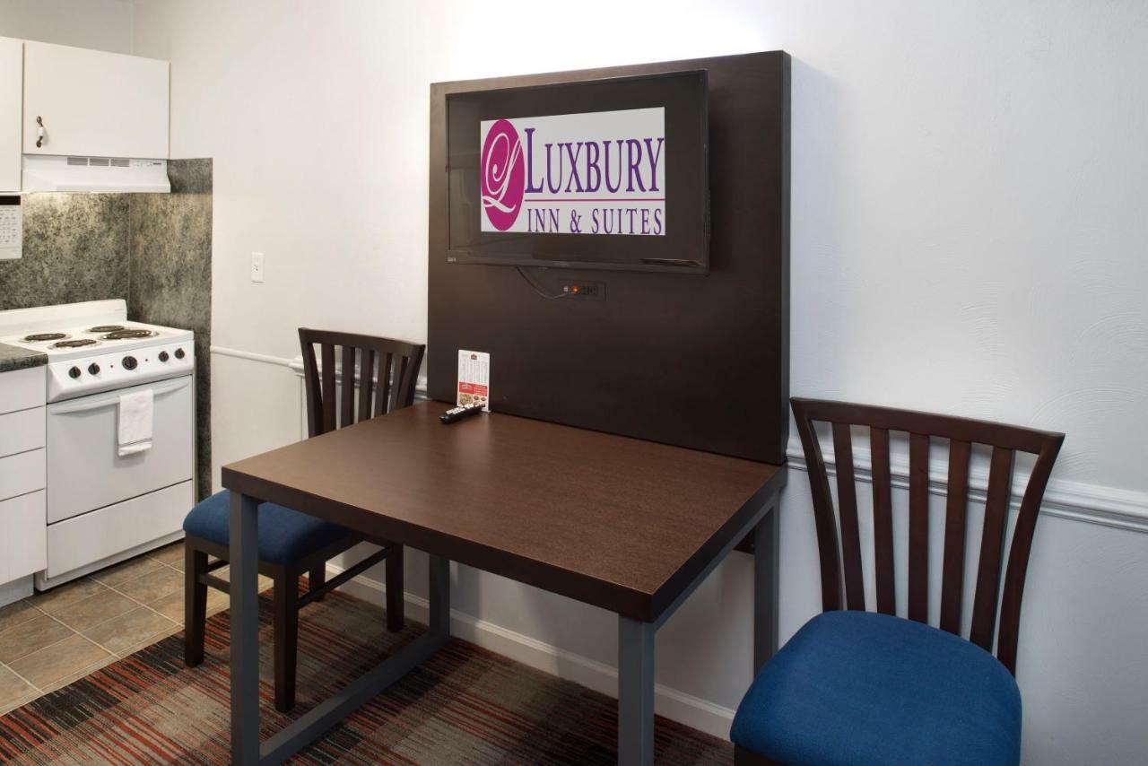 Luxbury Inn & Suites Maryville Exteriér fotografie
